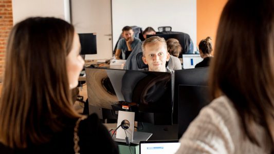 Should Developers Care About Emotional Intelligence?